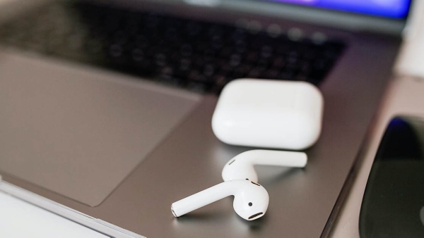 Cách kết nối tai nghe AirPods với máy tính MacBook