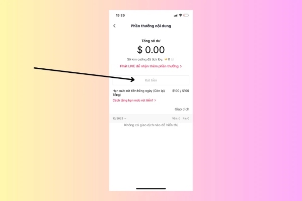 Chọn "Rút tiền" và nhập các thông tin thanh toán mà TikTok yêu cầu