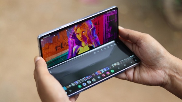 Galaxy Z Fold6 Gia Bao Nhieu 7