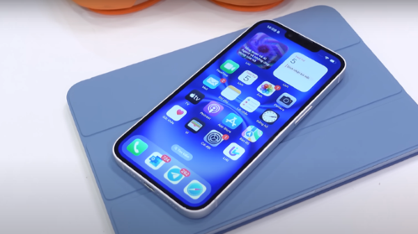 iPhone 16e tận dụng rất tốt sức mạnh hệ sinh thái Apple