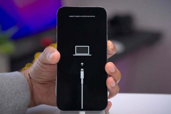 Khôi phục hệ thống bằng Recovery Mode qua iTunes